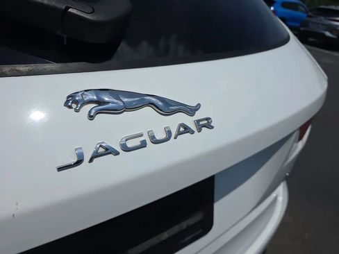 Used 2020 Jaguar F-PACE Premium AWD/4WD image 10