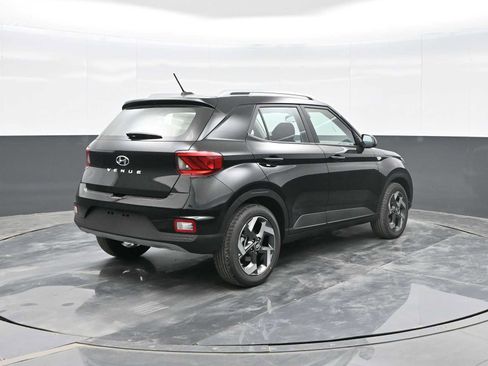 New 2026 Hyundai Venue SEL image 7