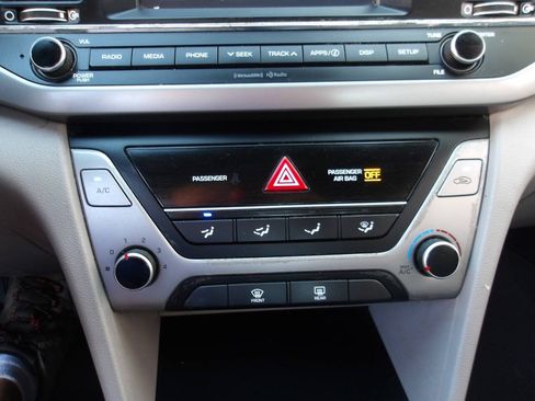 Used 2018 Hyundai Elantra SEL w/ Cargo Package FWD image 14