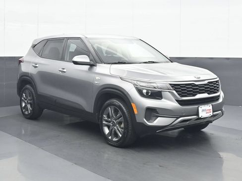 Used 2021 Kia Seltos LX AWD/4WD image 9