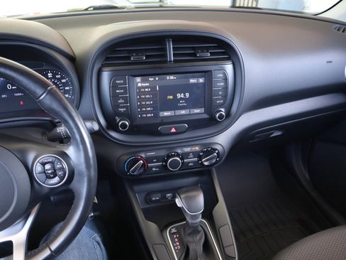 Used 2021 Kia Soul X-Line image 41