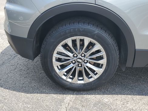 Certified 2024 Cadillac XT4 Premium Luxury AWD/4WD image 6