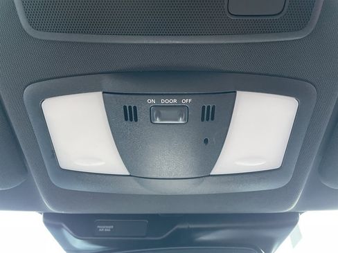 Used 2024 Nissan Z Performance w/ Floor Mat Package image 31