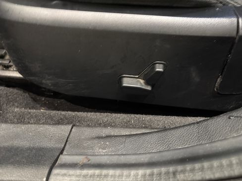 Used 2011 Chrysler 200 Touring w/ Cold Weather Group image 11