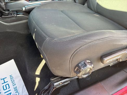 Used 2018 Jeep Wrangler Unlimited Sport S image 20