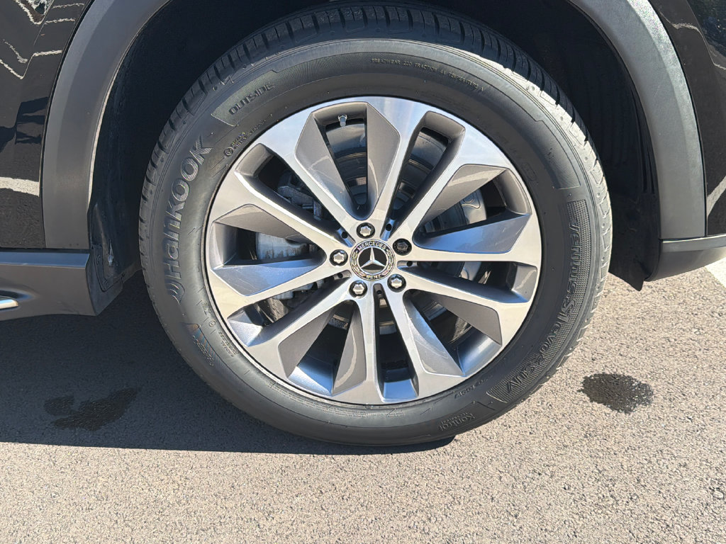 Used 2023 Mercedes-Benz GLE 350 4MATIC w/ Premium Package image 12