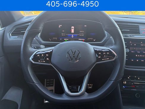 Used 2023 Volkswagen Tiguan SE R-Line FWD image 23