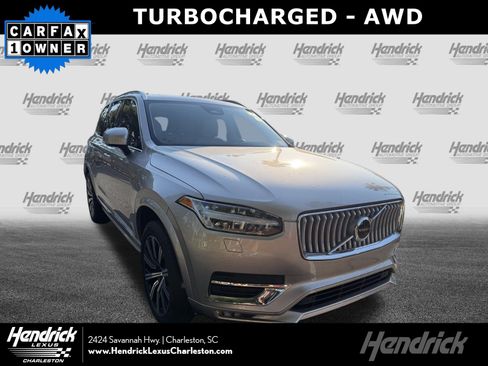 Used 2024 Volvo XC90 B5 Core w/ Climate Package AWD/4WD image 1