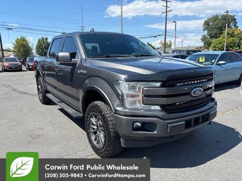 Used 2018 Ford F150 Lariat w/ Equipment Group 502A Luxury AWD/4WD image 3