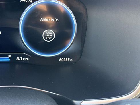 Used 2023 Hyundai Santa Fe Limited image 11