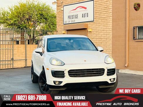 Used 2017 Porsche Cayenne Platinum Edition AWD/4WD image 7