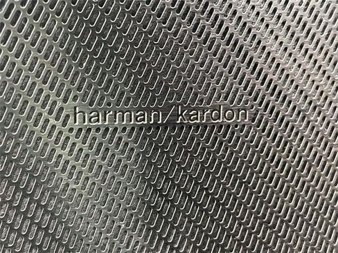 Used 2020 Volvo XC60 T5 R-Design image 15