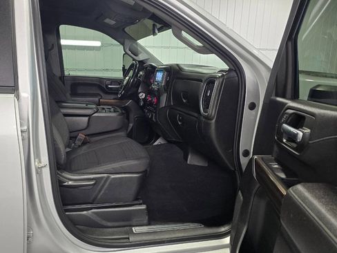 Used 2020 Chevrolet Silverado 2500 LT w/ Fleet Comfort Package image 9