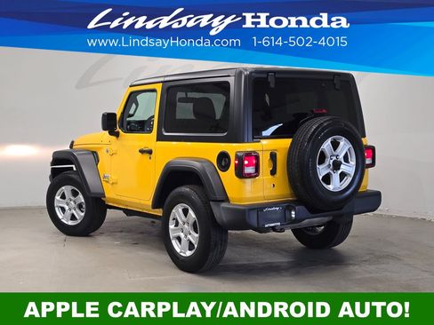 Used 2020 Jeep Wrangler Sport AWD/4WD image 4