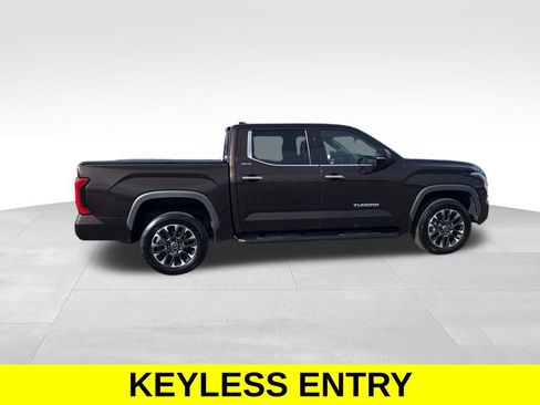 Used 2023 Toyota Tundra Limited w/ Power Package image 7