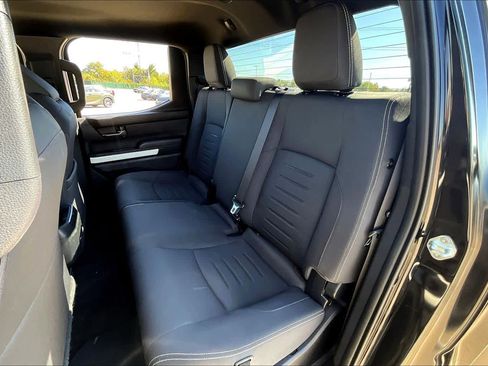 Used 2024 Toyota Tacoma TRD Off-Road image 19