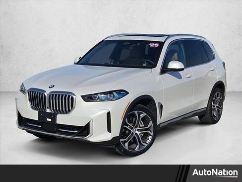 Used 2025 BMW X5 xDrive40i w/ Premium Package image 1