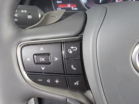 New 2025 Lexus ES 350 Ultra Luxury image 13