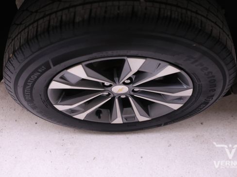 Used 2025 Chevrolet Equinox LT w/ Safety and Technology Package image 31