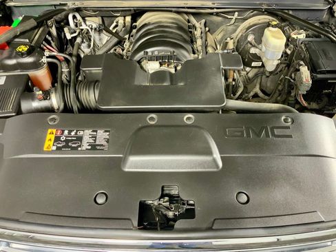 Used 2019 GMC Yukon SLT image 9