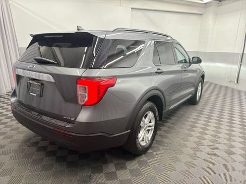 Used 2023 Ford Explorer XLT AWD/4WD image 6
