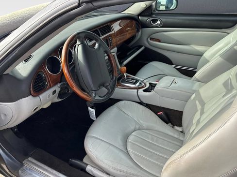 Used 2004 Jaguar XK8 Convertible RWD image 12