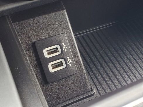 Used 2019 Ford F250 XLT w/ XLT Premium Package image 21