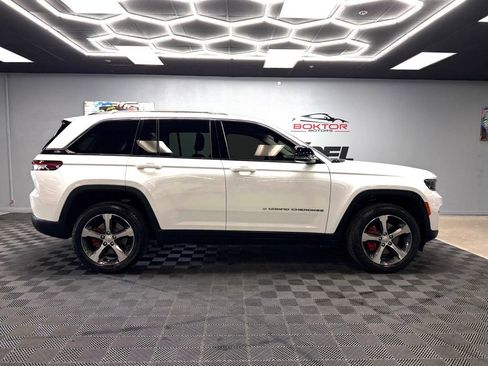 Used 2022 Jeep Grand Cherokee Limited 4xe AWD/4WD image 17