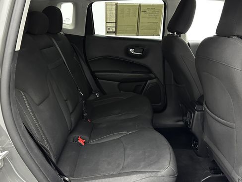Used 2019 Jeep Compass Sport image 31