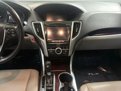 Used 2016 Acura TLX FWD image 16