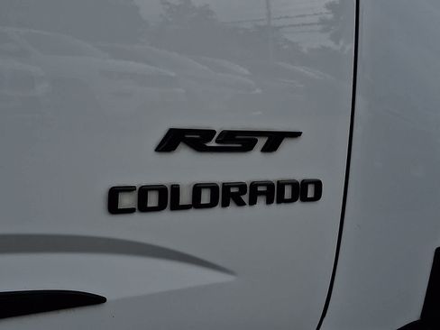 Used 2019 Chevrolet Colorado LT w/ Colorado RST Special Edition AWD/4WD image 33