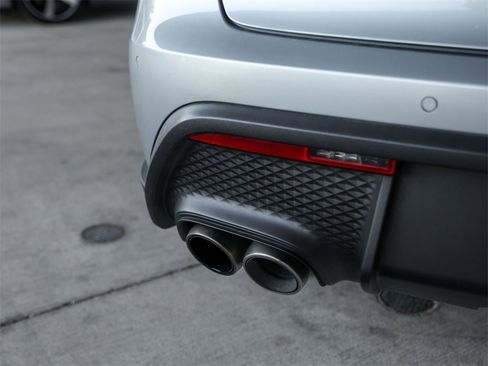 Used 2024 Porsche Macan S image 14