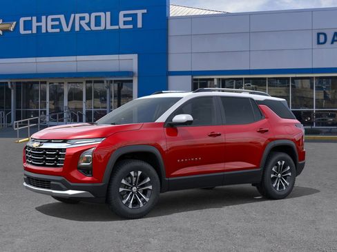 New 2026 Chevrolet Equinox LT w/ Convenience Package II image 2