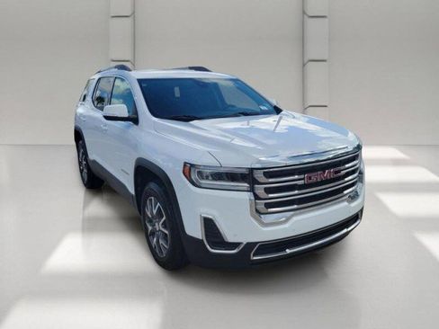 Used 2022 GMC Acadia SLE w/ Driver Convenience Package FWD image 3
