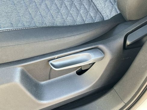 Certified 2026 Volkswagen Tiguan S FWD image 17