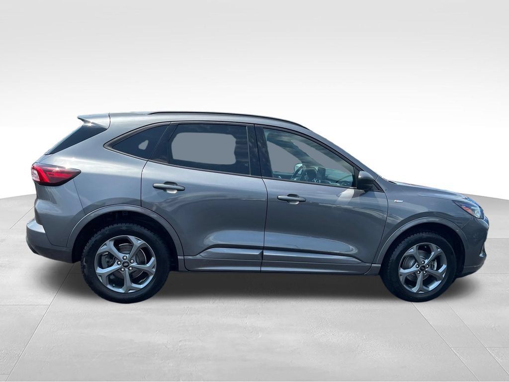 Used 2023 Ford Escape ST-Line AWD/4WD image 6