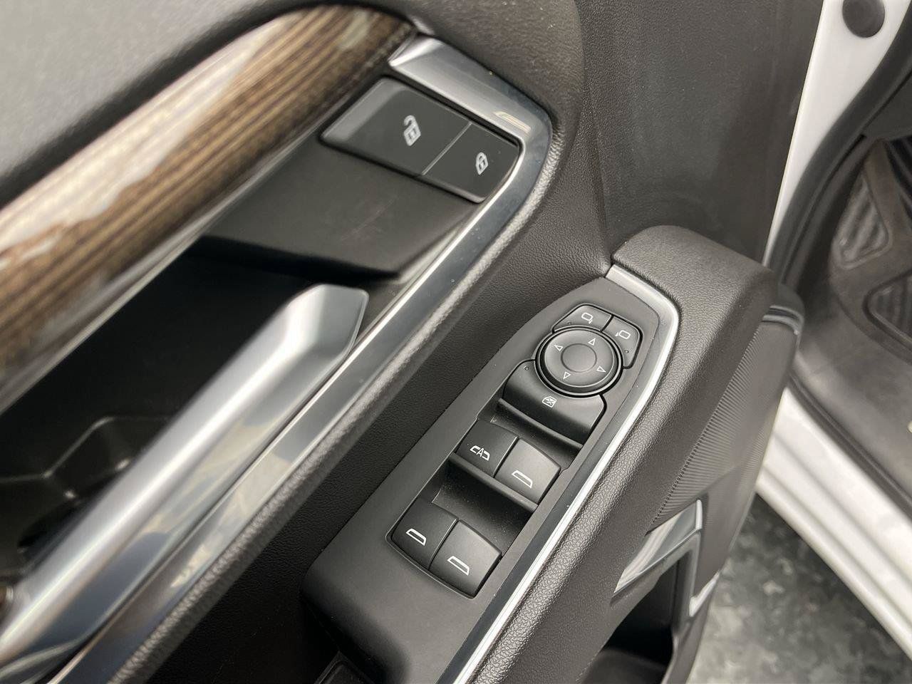 Certified 2023 Chevrolet Silverado 1500 LT AWD/4WD image 9