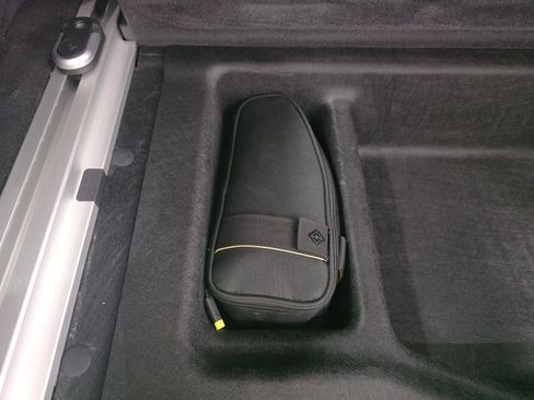 Used 2024 Rivian R1S Adventure AWD/4WD image 34