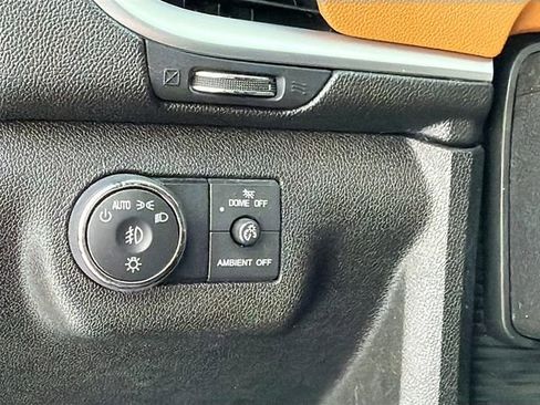 Used 2014 Chevrolet Traverse LT w/ All-Star Edition image 10