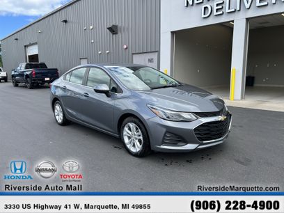 Used 2019 Chevrolet Cruze LT w/ Convenience Package