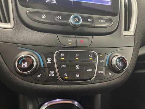 Used 2024 Chevrolet Malibu LT image 23