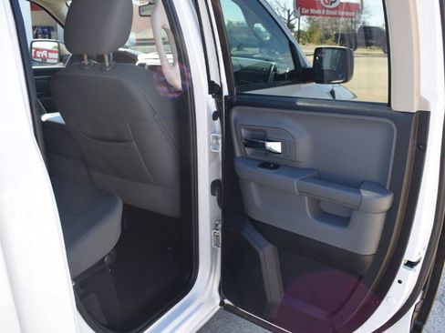 Used 2014 RAM 1500 Big Horn RWD image 12