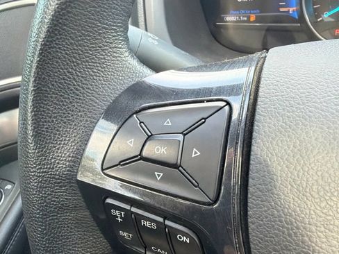 Used 2018 Ford Explorer XLT w/ XLT Appearance Package AWD/4WD image 14