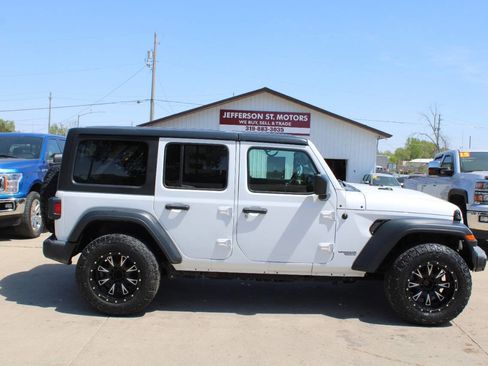 Used 2019 Jeep Wrangler Unlimited Sport S AWD/4WD image 1