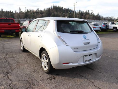 Used 2013 Nissan Leaf SV w/ LED & Quick Charge Pkg image 7