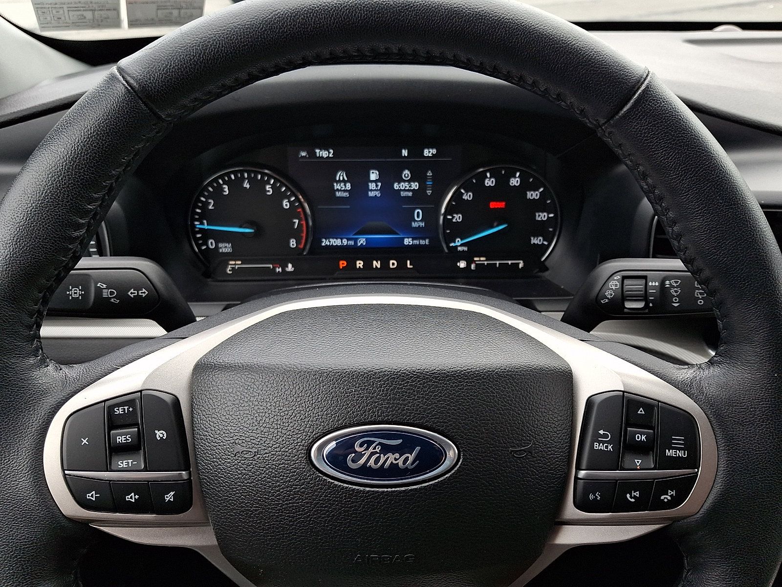 Used 2023 Ford Explorer XLT w/ Equipment Group 202A AWD/4WD image 17