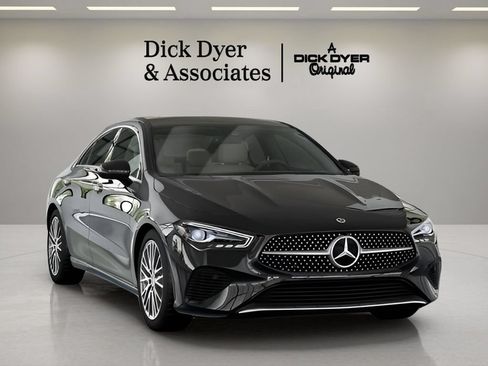 Used 2026 Mercedes-Benz CLA 250 image 5