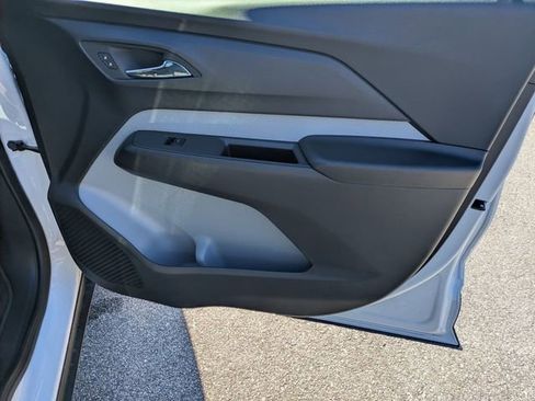 New 2027 Chevrolet Bolt LT w/ Comfort Package image 33