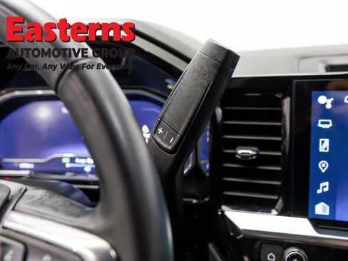 Used 2023 Chevrolet Silverado 1500 LT AWD/4WD image 12