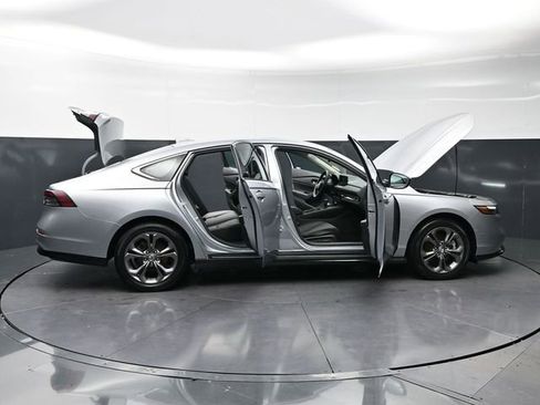 Used 2023 Honda Accord EX-L image 40